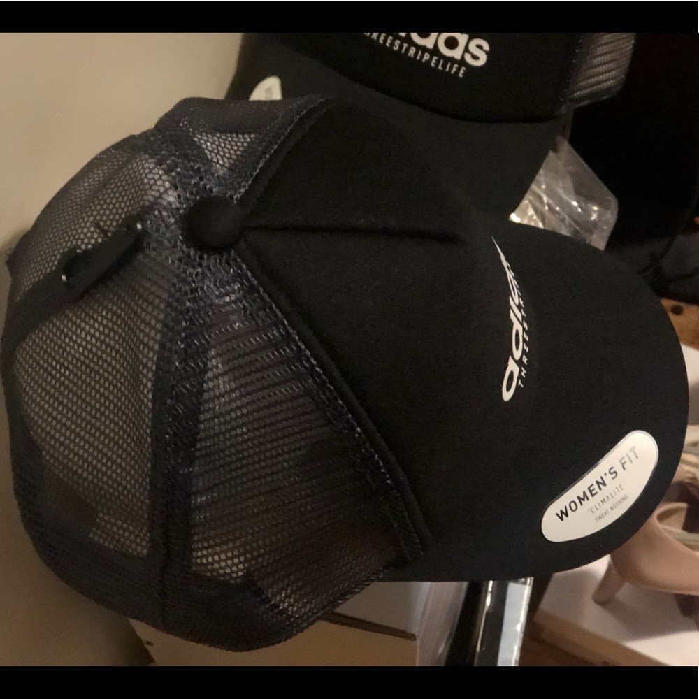 ON SALE✨ Adidas Three Stripe Life Hat - Picture 6 of 6